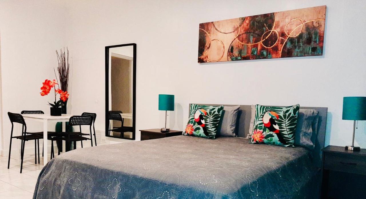Apartmán Hallandale Studio With Pool Hallandale Beach Exteriér fotografie